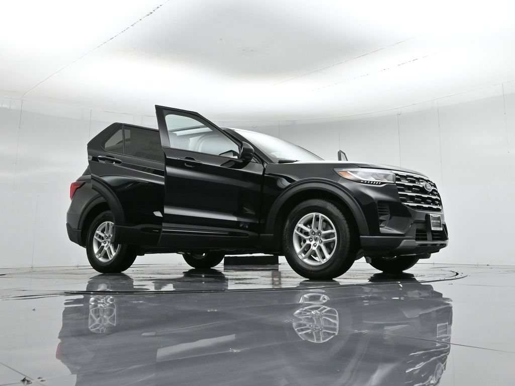 New 2026 Ford Explorer Active RWD image 50