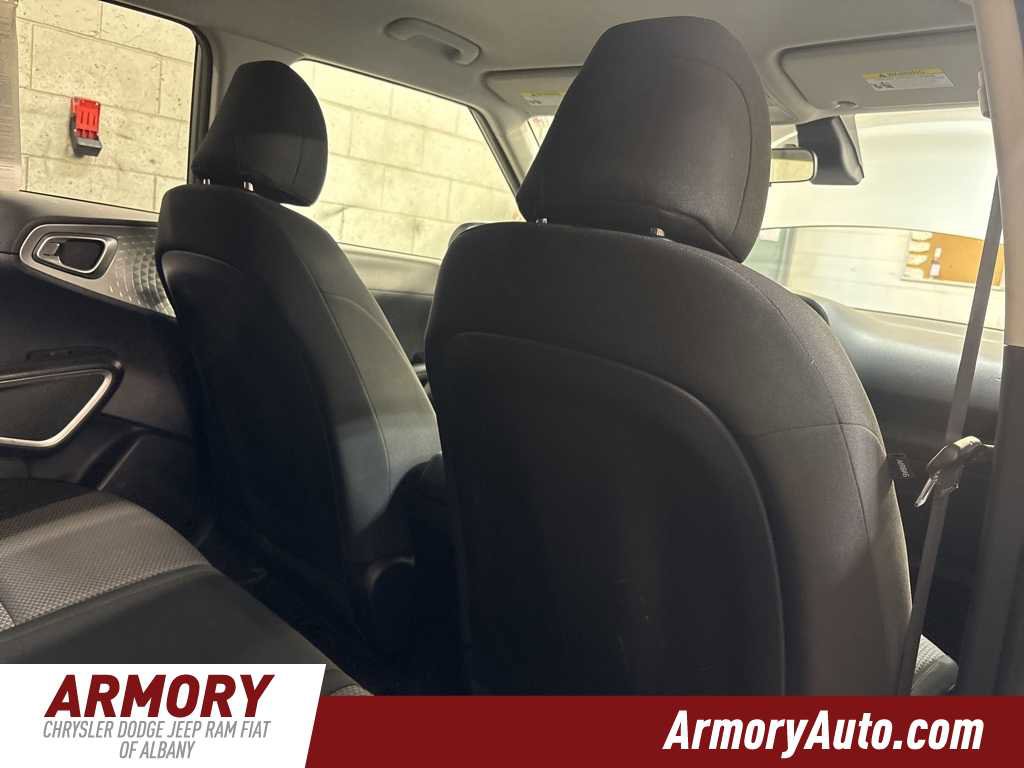 Used 2023 Kia Soul LX w/ LX Technology Package image 30