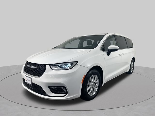 Used 2023 Chrysler Pacifica Touring-L
