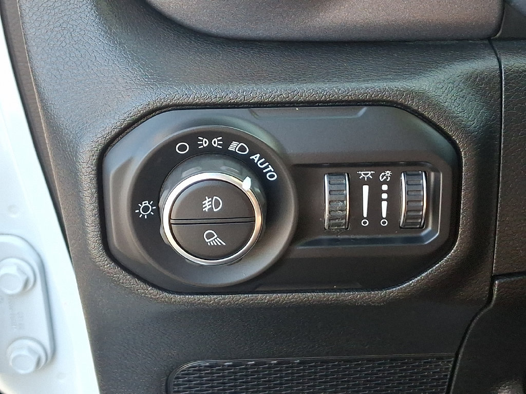 Used 2021 Jeep Gladiator Mojave AWD/4WD image 27