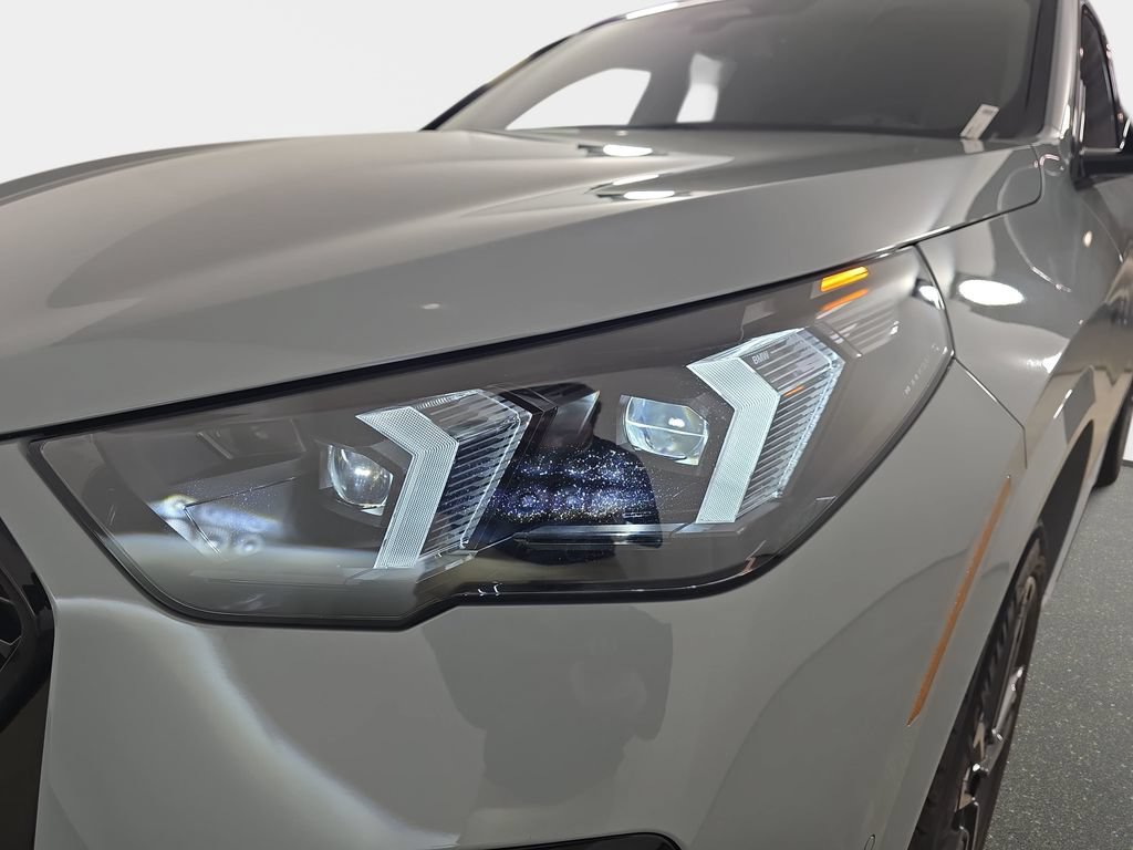 New 2026 BMW X2 xDrive28i w/ Technology Package AWD/4WD image 32