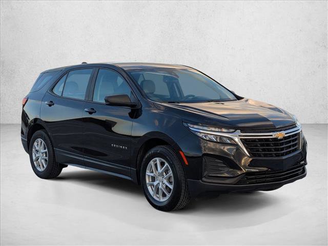 Used 2024 Chevrolet Equinox LS FWD image 3