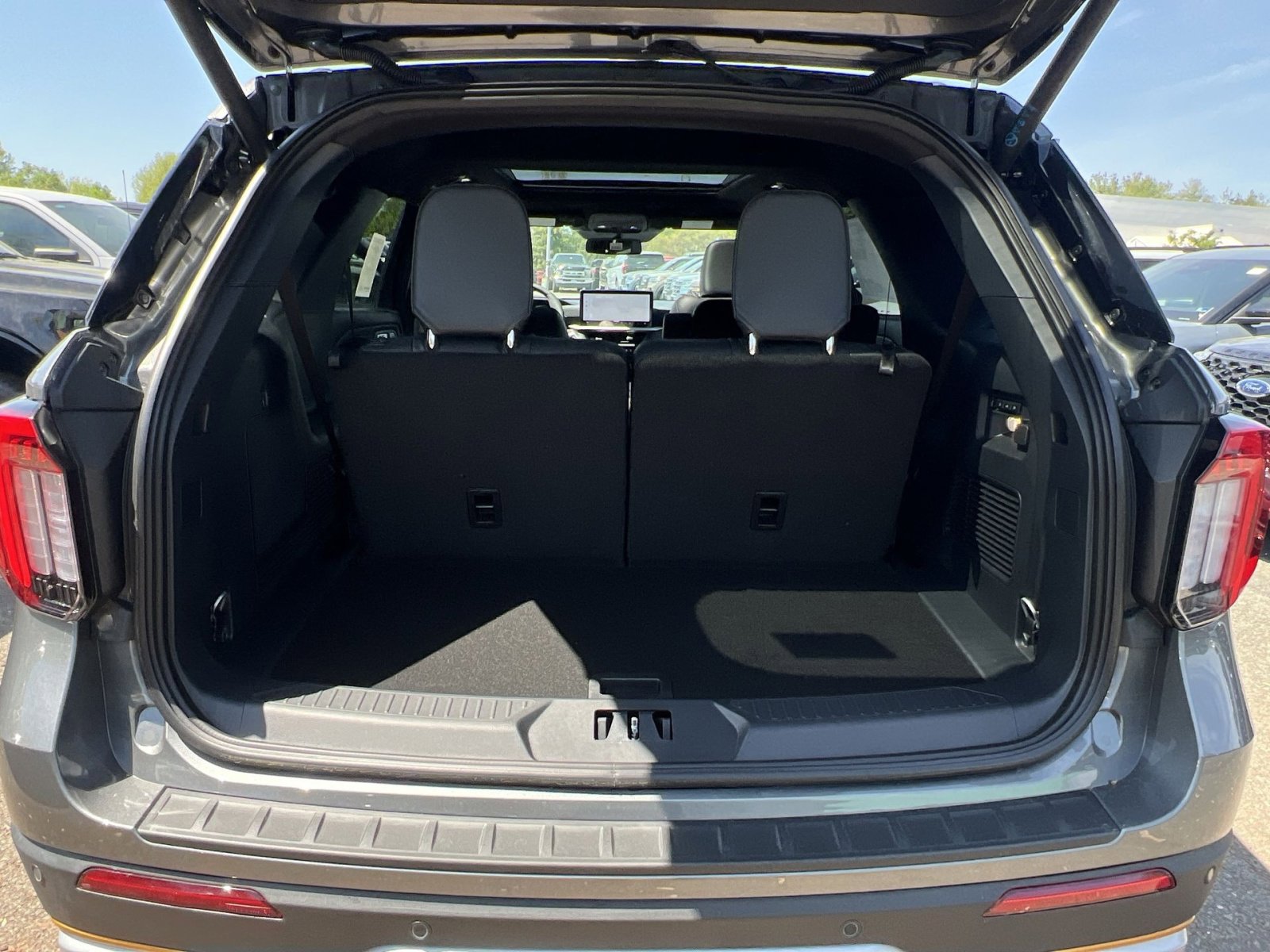 New 2026 Ford Explorer Tremor image 35