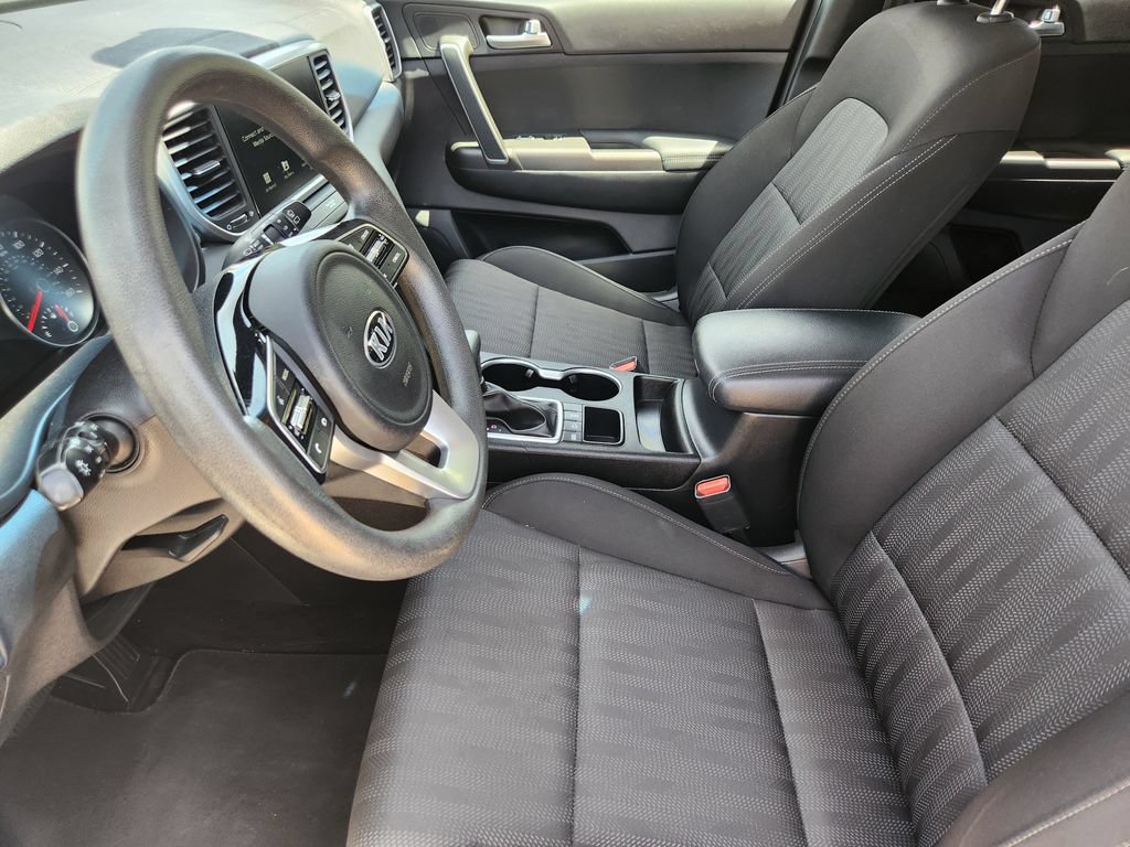 Used 2021 Kia Sportage LX AWD/4WD image 12
