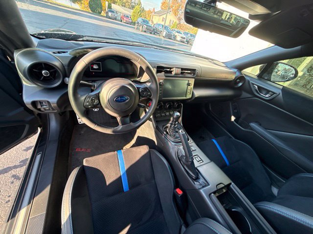Used 2025 Subaru BRZ tS w/ Popular Package 2 RWD image 9
