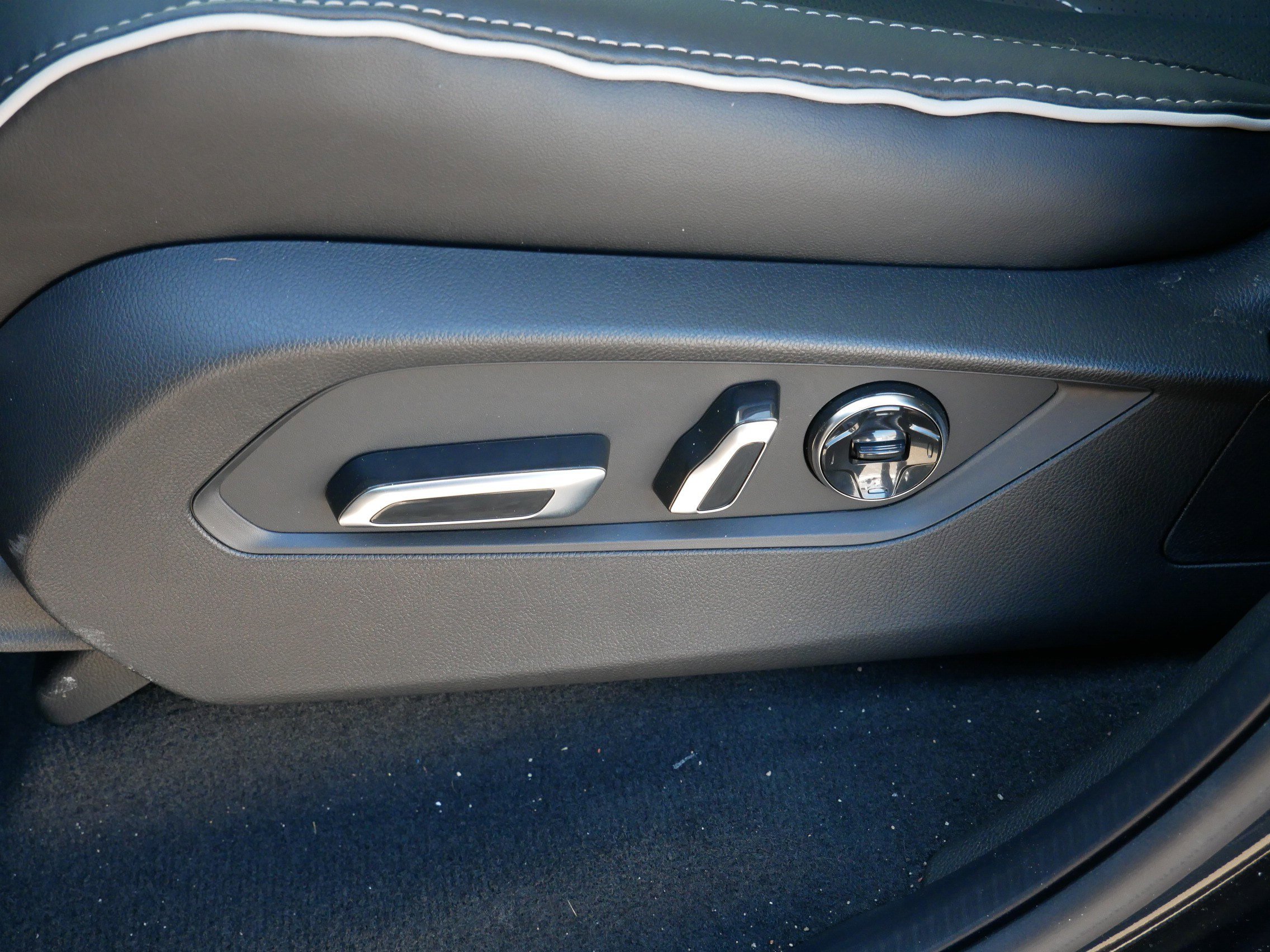 Certified 2026 Acura MDX w/Advance Package image 19