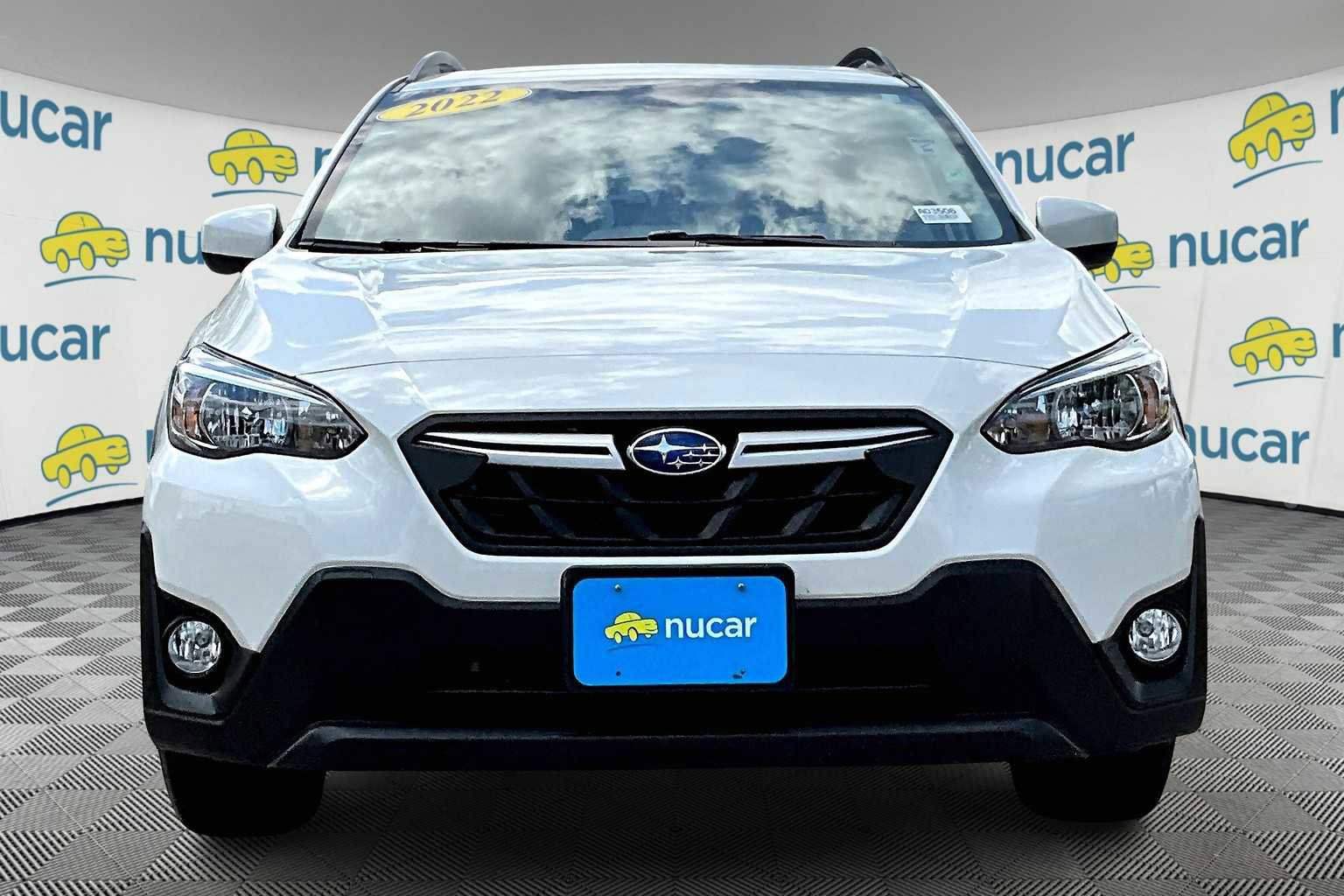 Used 2022 Subaru Crosstrek 2.0i Premium w/ Moonroof Package image 2