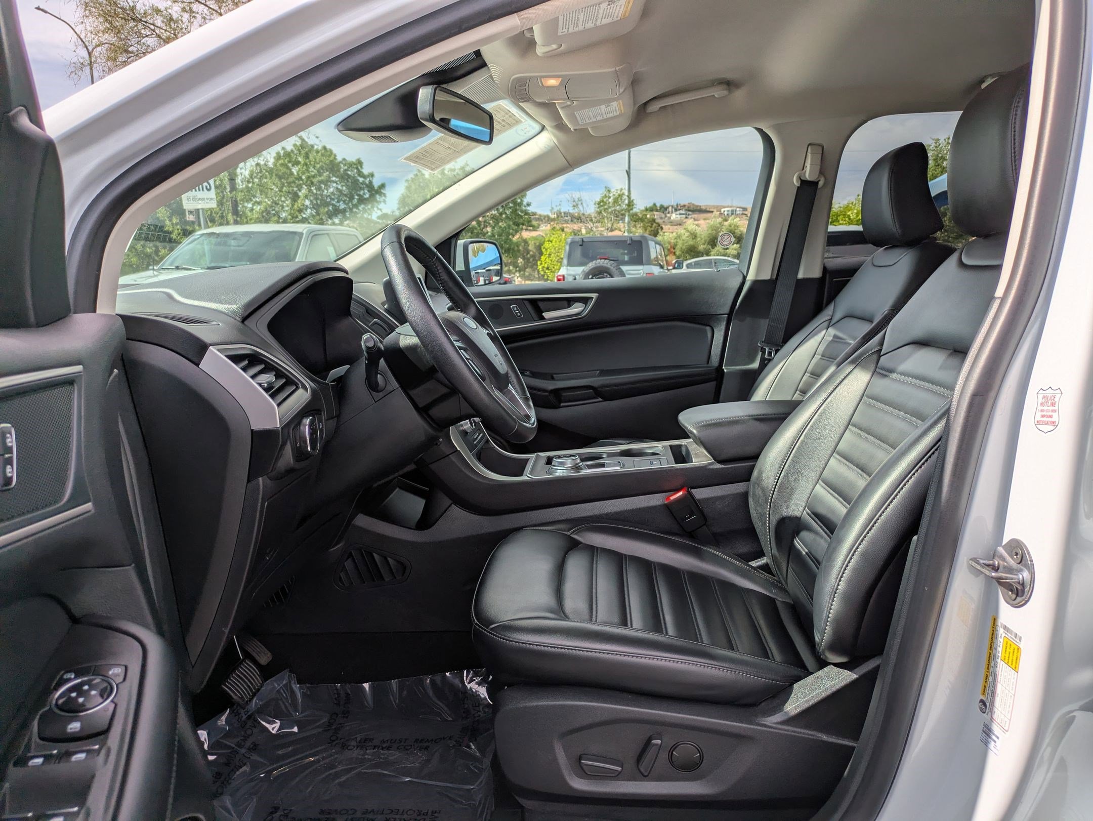 Used 2024 Ford Edge SEL image 15
