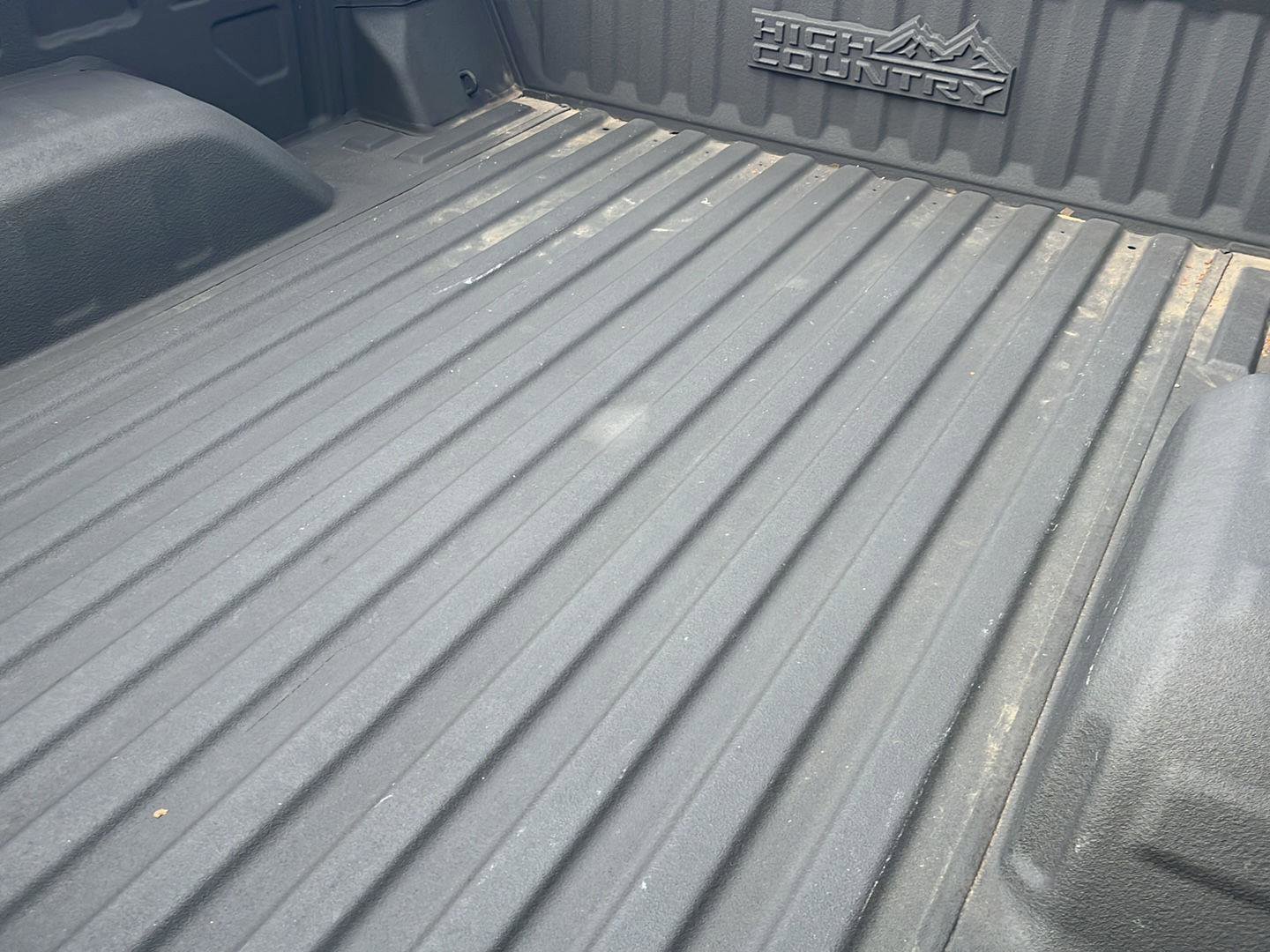 Used 2022 Chevrolet Silverado 1500 High Country image 10