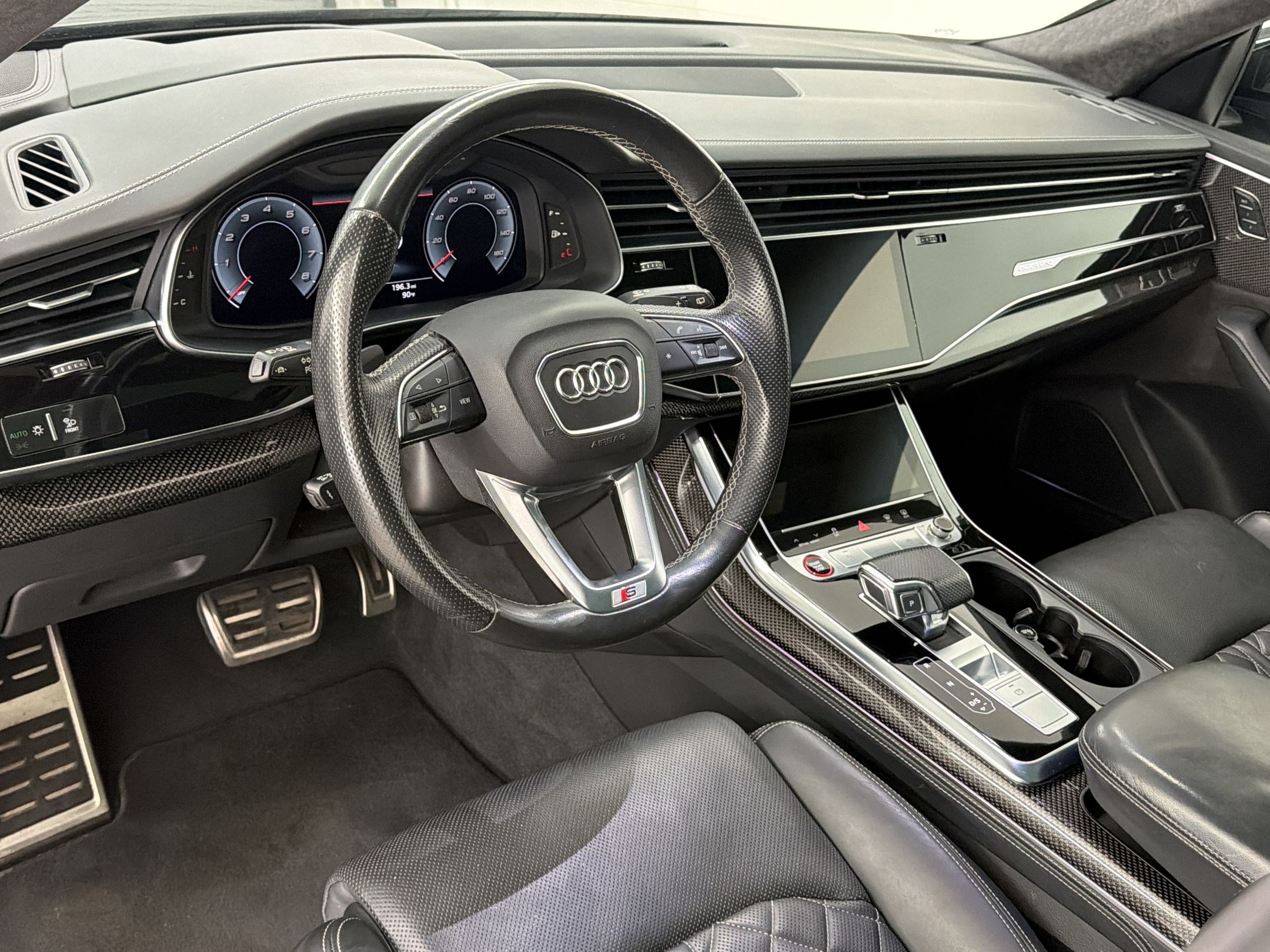Used 2022 Audi SQ8 Prestige AWD/4WD image 4