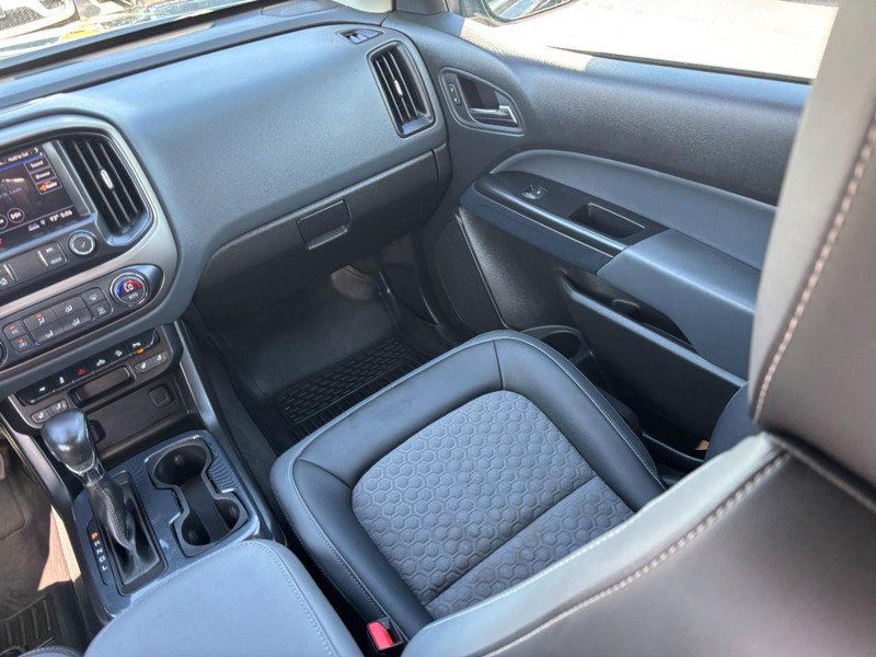Used 2022 Chevrolet Colorado Z71 AWD/4WD image 14