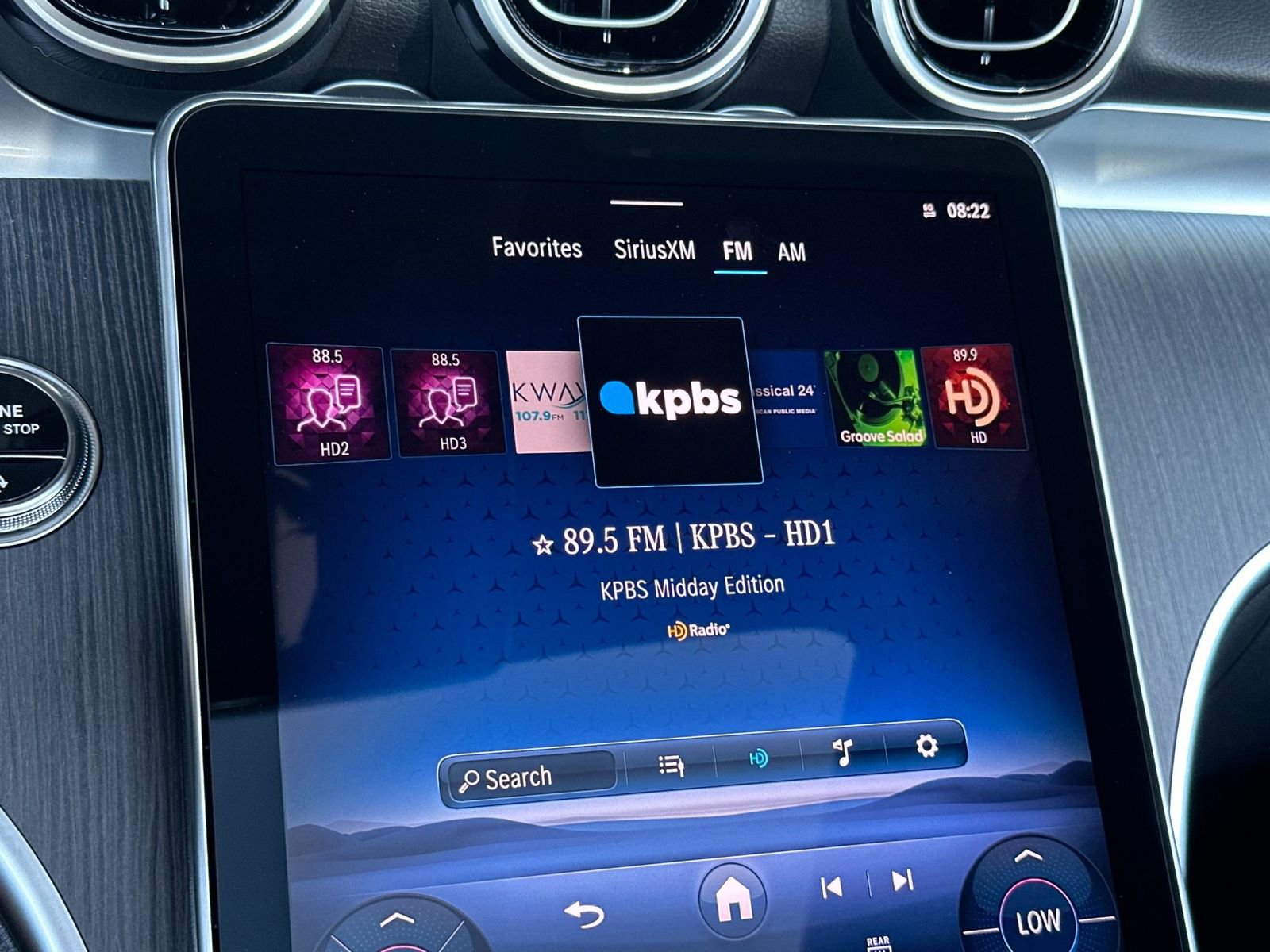 New 2025 Mercedes-Benz C 300 4MATIC Sedan image 19