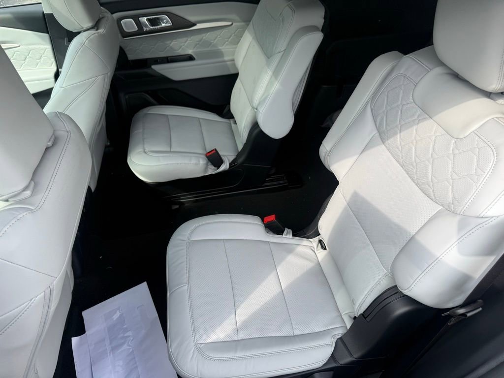 New 2026 Ford Explorer Platinum AWD/4WD image 28