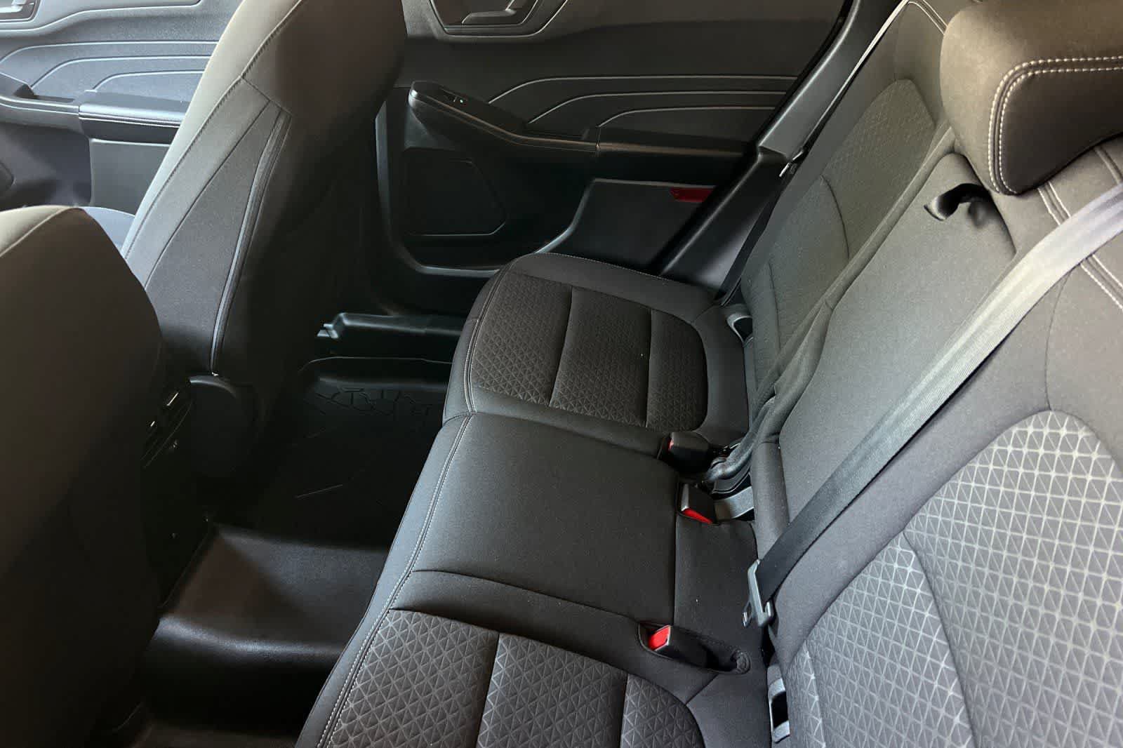Used 2024 Ford Escape Active AWD/4WD image 5