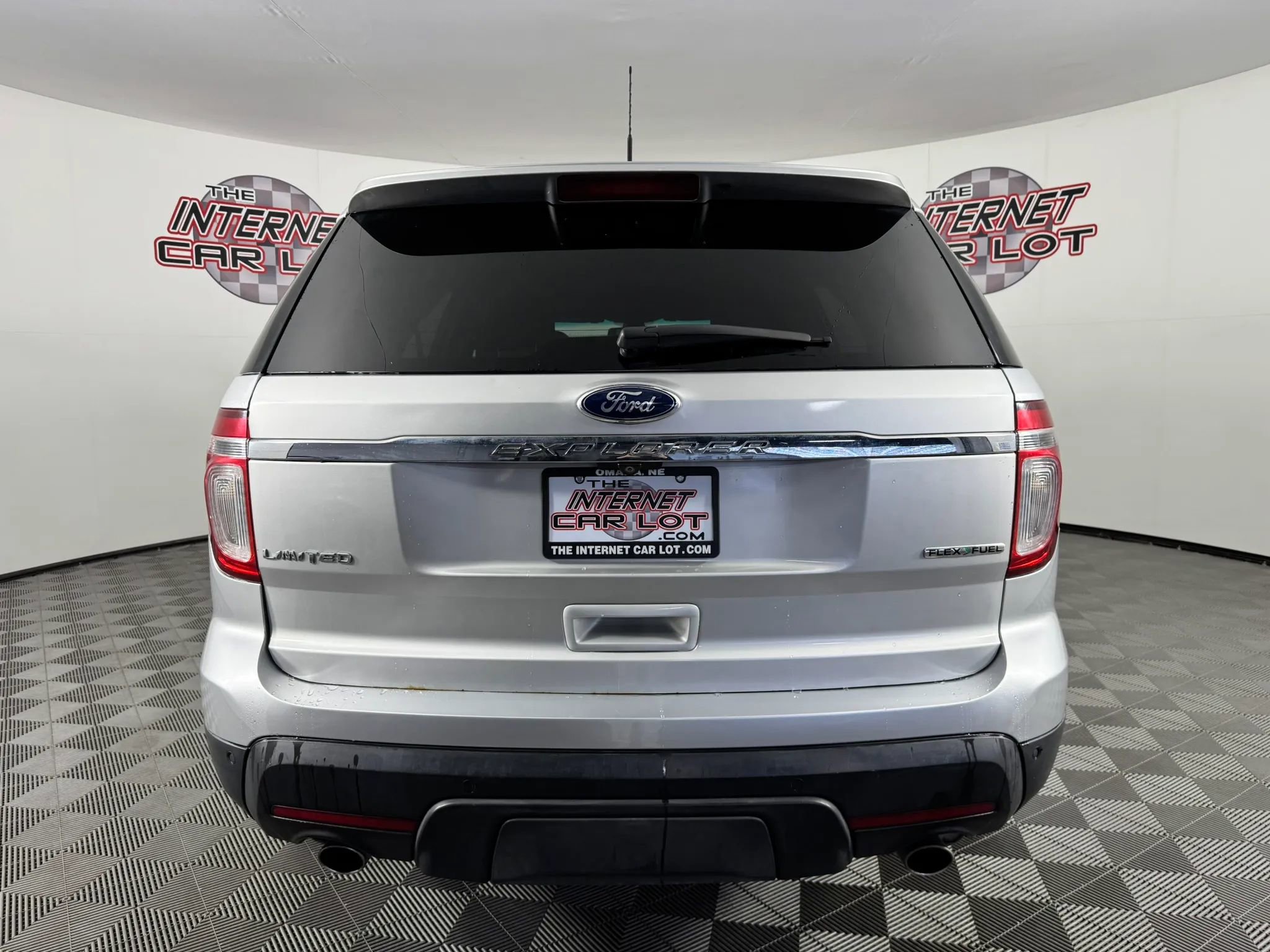 Used 2014 Ford Explorer Limited w/ Equipment Group 302A FWD image 6