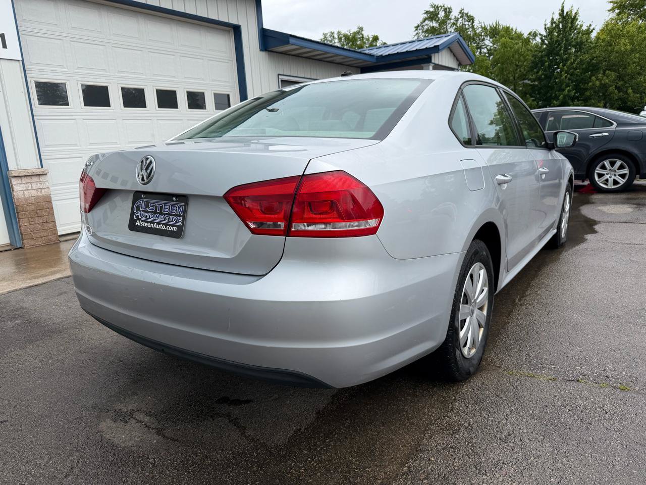 Used 2013 Volkswagen Passat 2.5 S FWD image 3