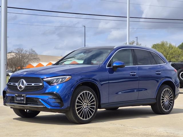 Certified 2025 Mercedes-Benz GLC 300 GLC 300 image 3