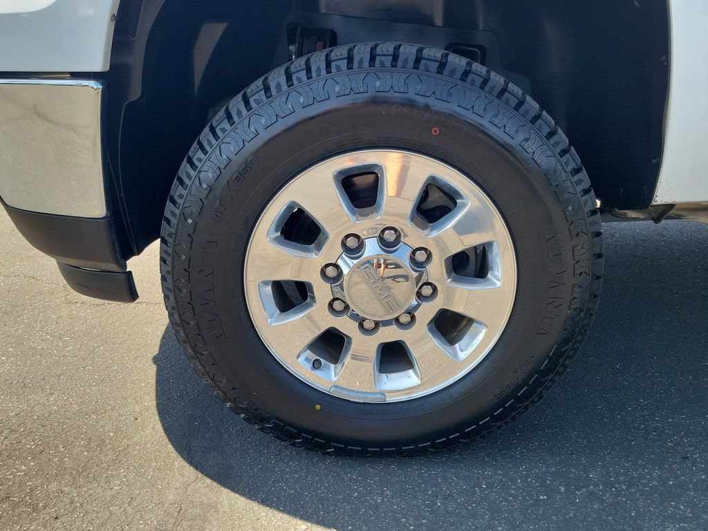 Used 2013 GMC Sierra 3500 SLT w/ SLT Convenience Package AWD/4WD image 27