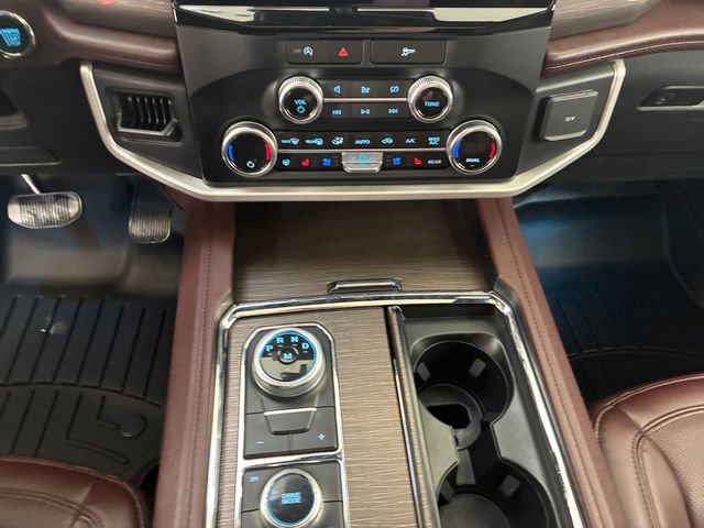 Used 2024 Ford Expedition Limited image 21