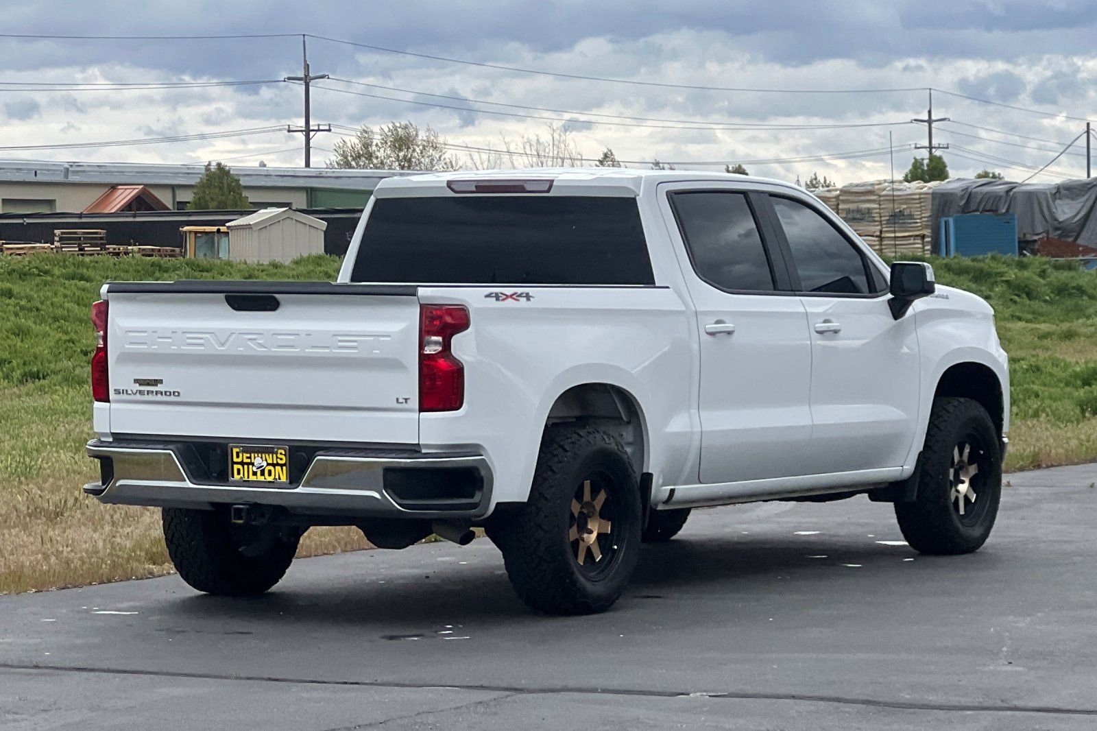 Used 2021 Chevrolet Silverado 1500 LT AWD/4WD image 4