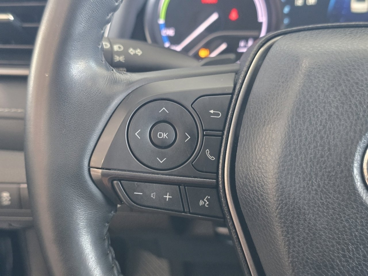 Certified 2021 Toyota Camry XSE w/ Cold Weather Package image 31