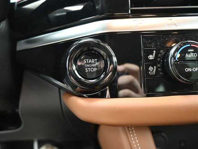 New 2026 Nissan Pathfinder Platinum image 24