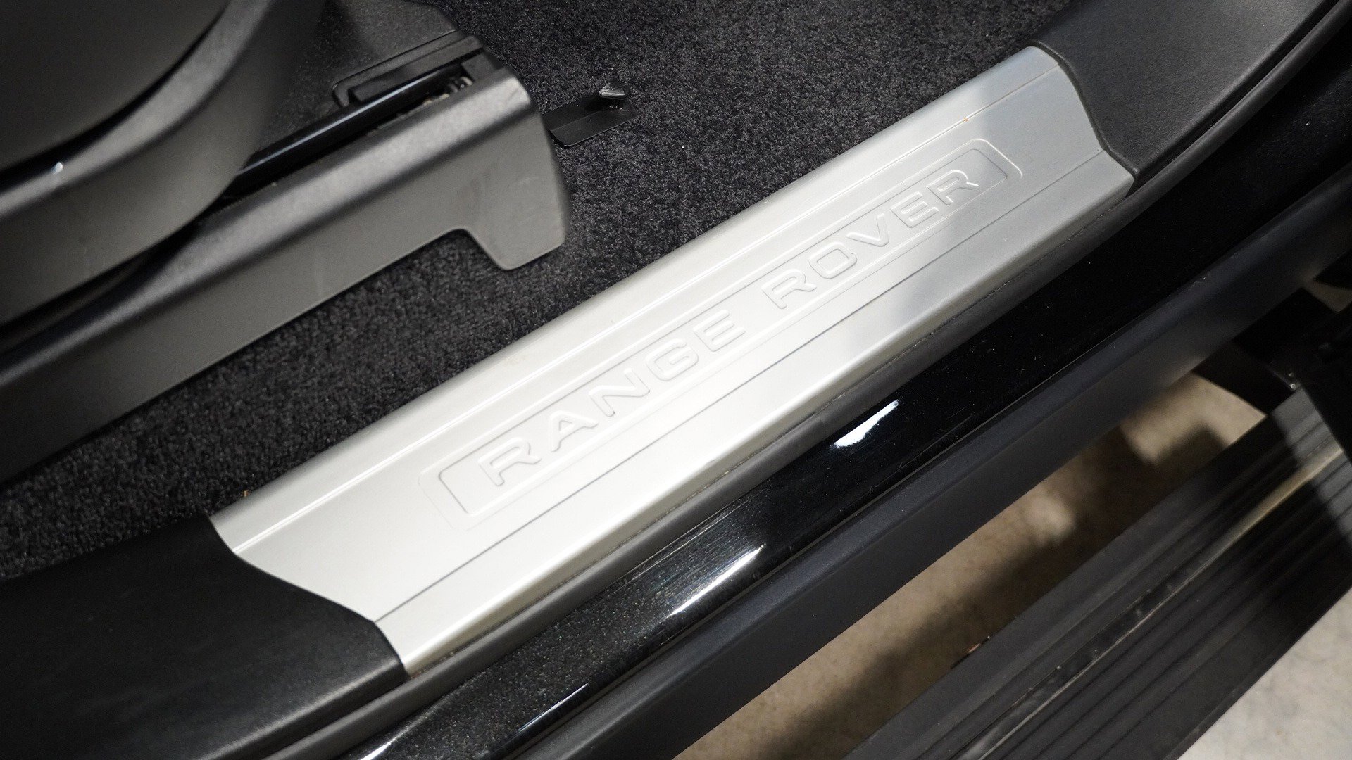 Used 2022 Land Rover Range Rover image 29