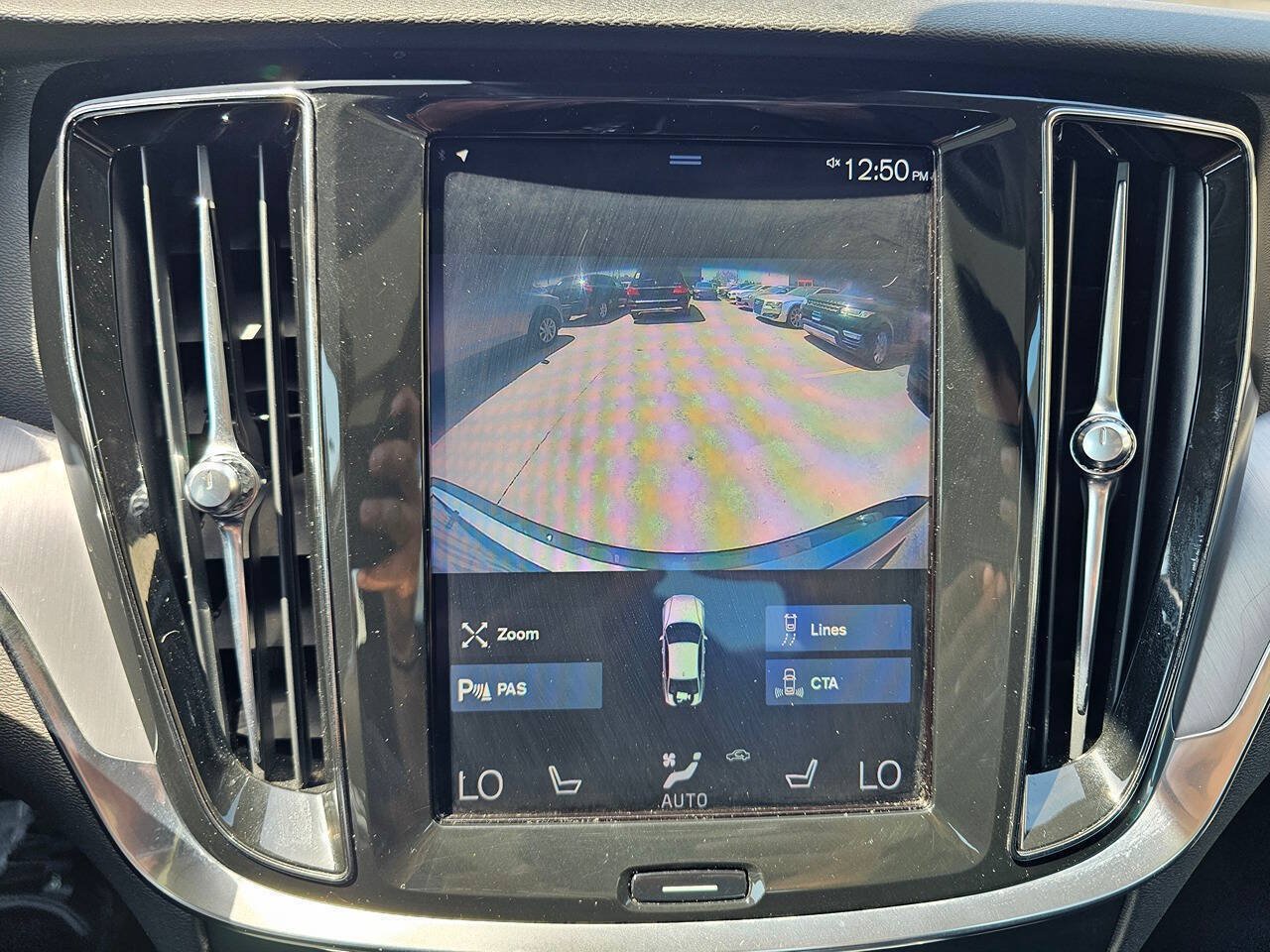 Used 2019 Volvo S60 T6 Momentum w/ Premium Package AWD/4WD image 17