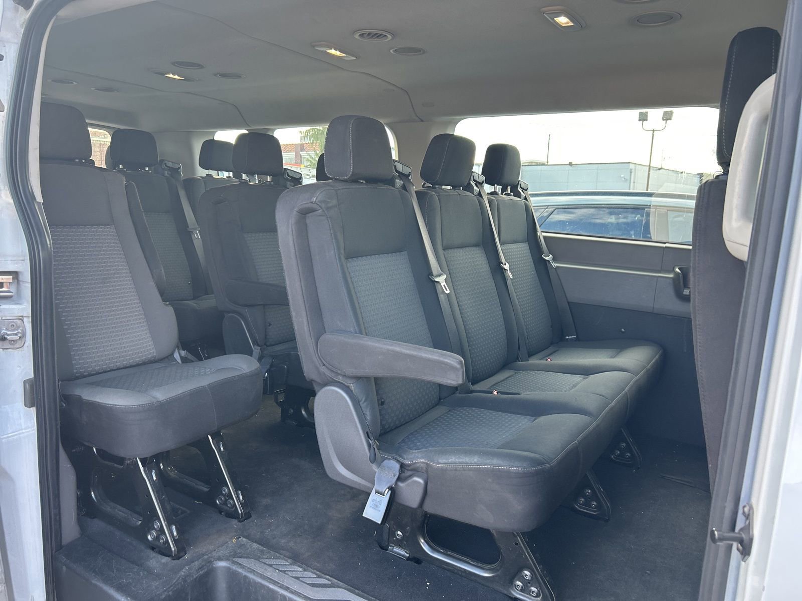 Used 2021 Ford Transit 350 XLT image 6