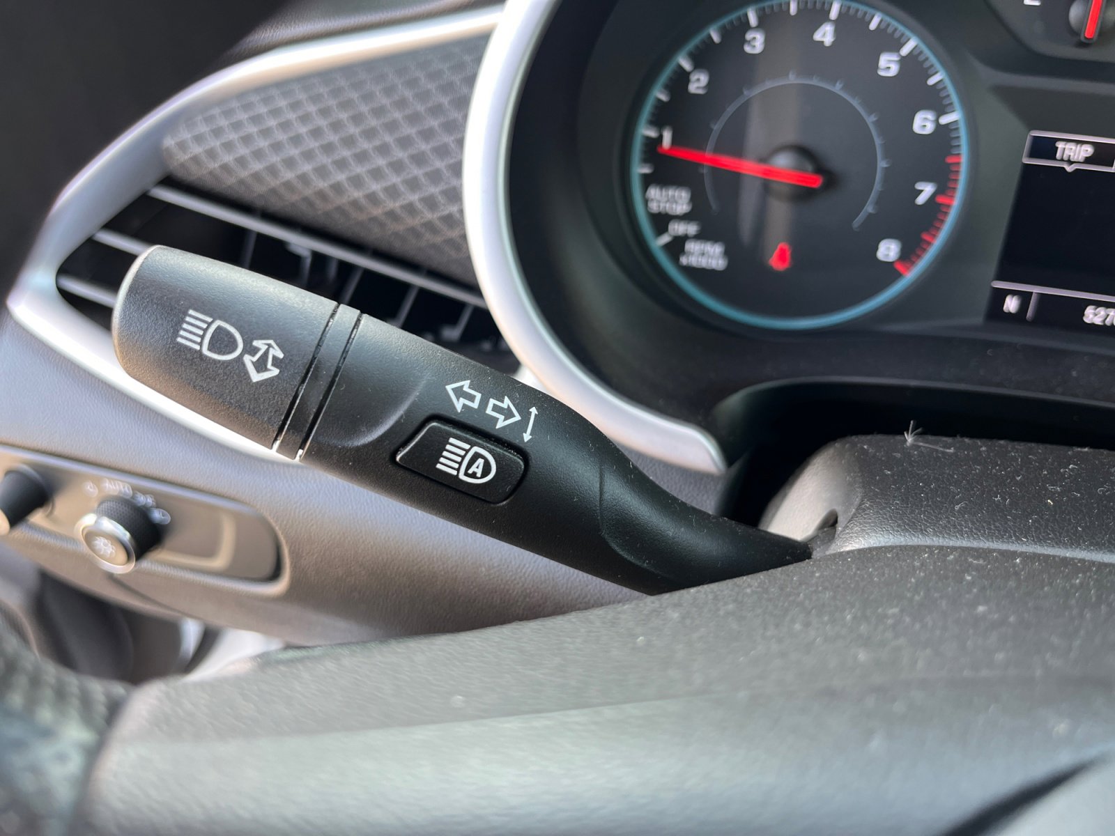 Used 2023 Chevrolet Malibu LT image 12