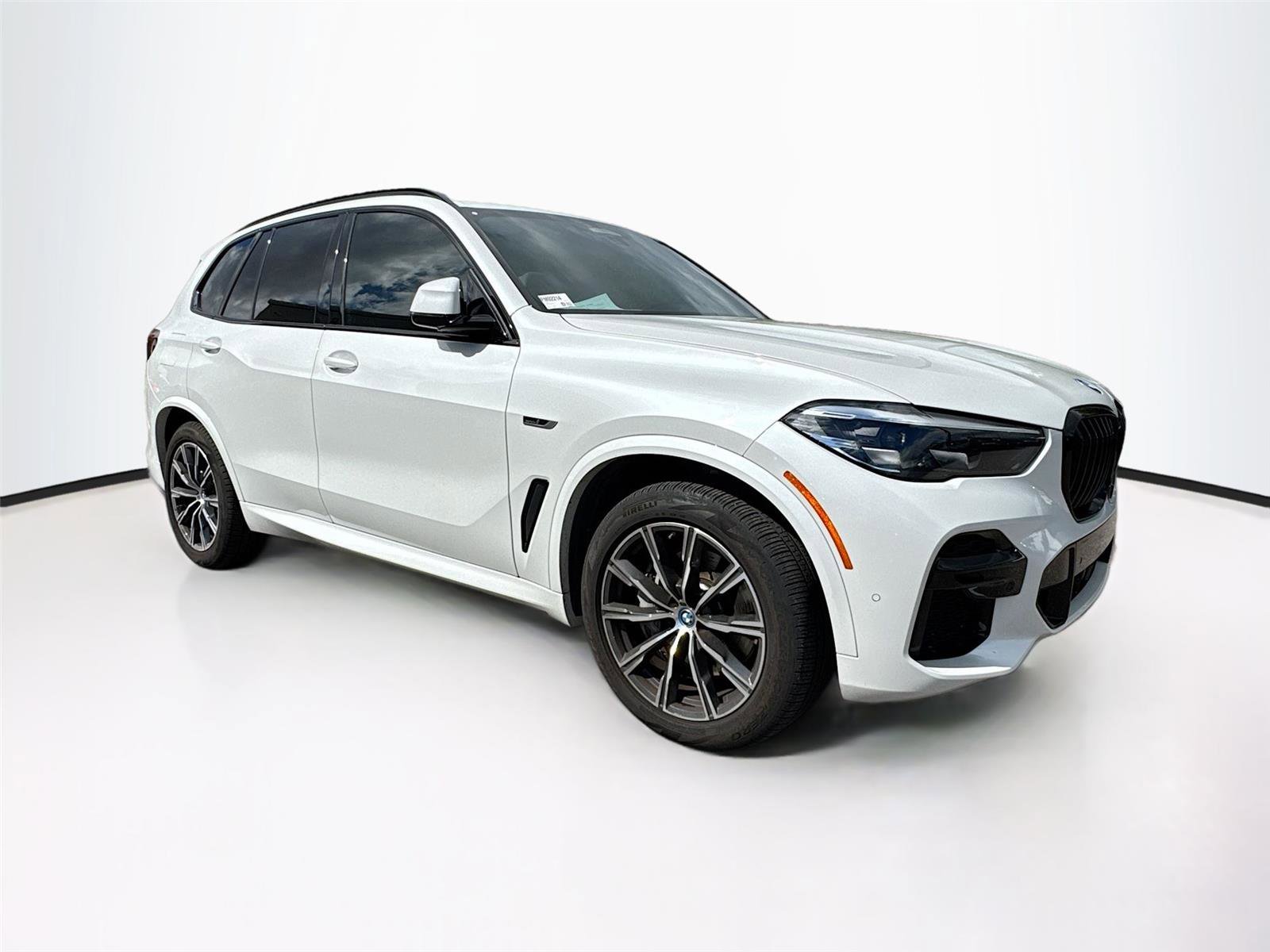 Used 2022 BMW X5 xDrive45e w/ M Sport Package
