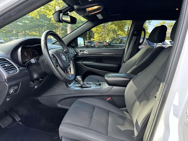 Used 2019 Jeep Grand Cherokee Laredo image 10