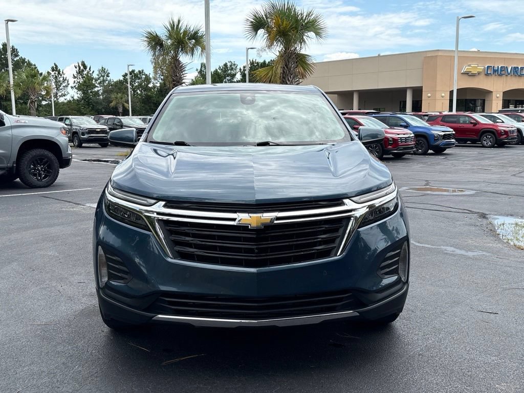 Used 2024 Chevrolet Equinox LT FWD image 2