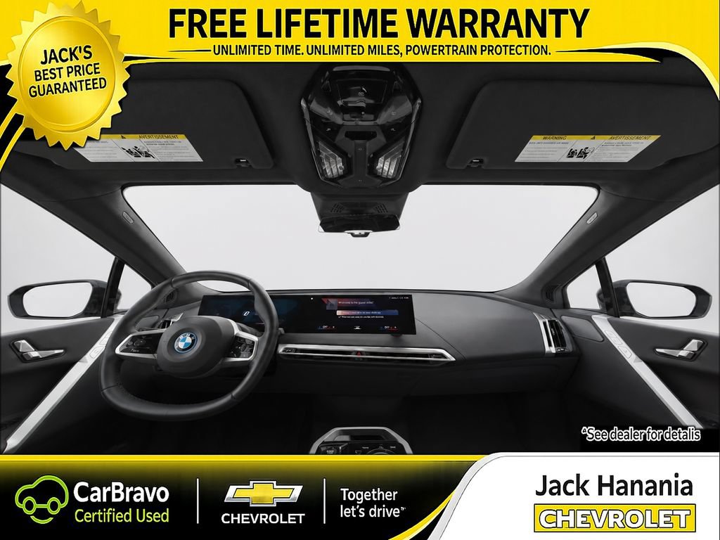 Used 2023 BMW iX xDrive50 w/ Sport Package AWD/4WD image 13