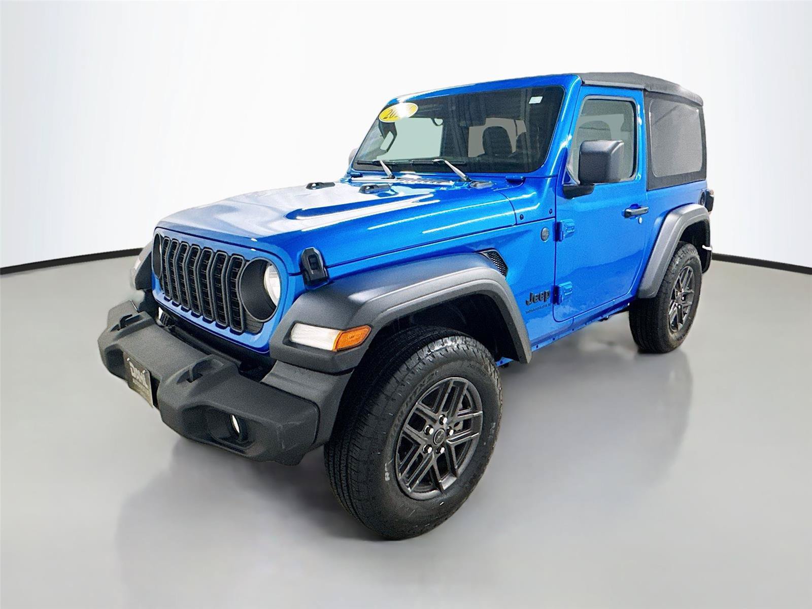 Used 2024 Jeep Wrangler Sport AWD/4WD image 4