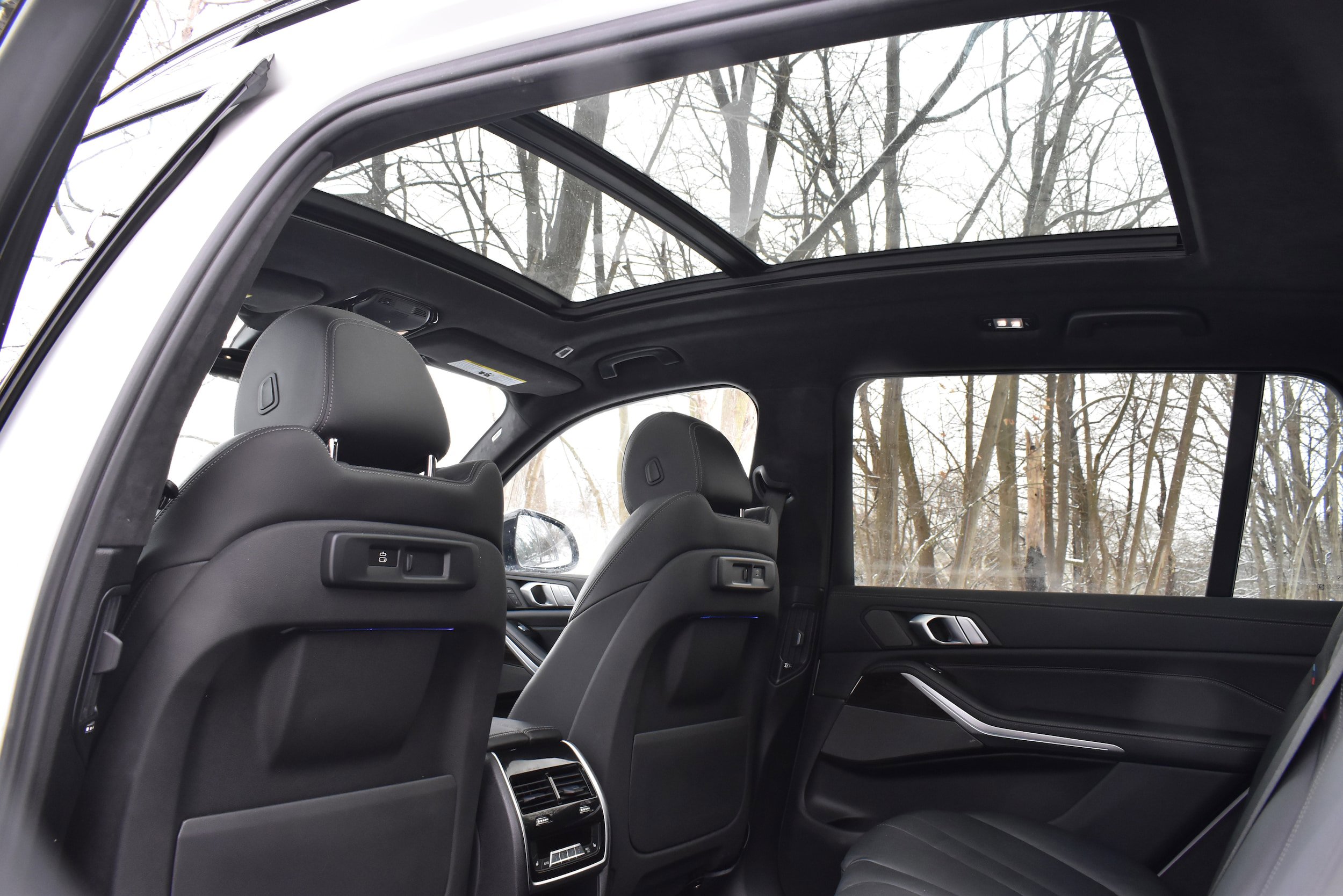 Used 2020 BMW X7 xDrive40i w/ M Sport Package image 23