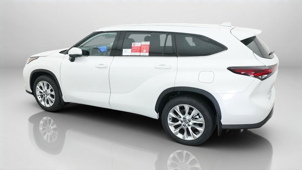 New 2026 Toyota Highlander Limited AWD/4WD image 31