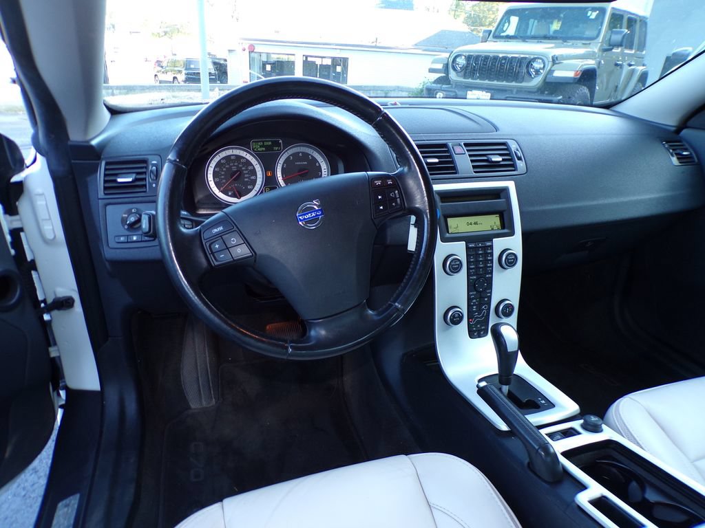 Used 2012 Volvo C70 T5 FWD image 27