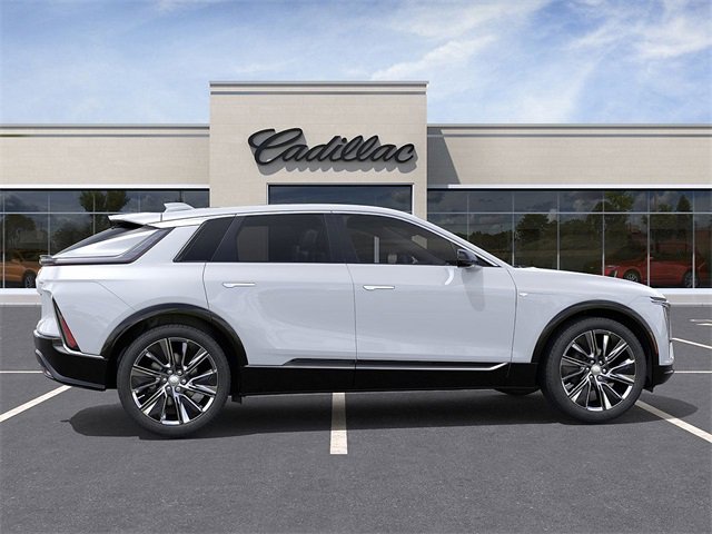 New 2026 Cadillac Lyriq Signature Luxury image 5