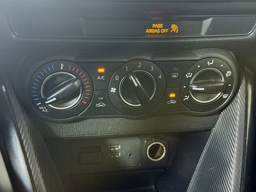 Used 2016 Scion iA Base image 18