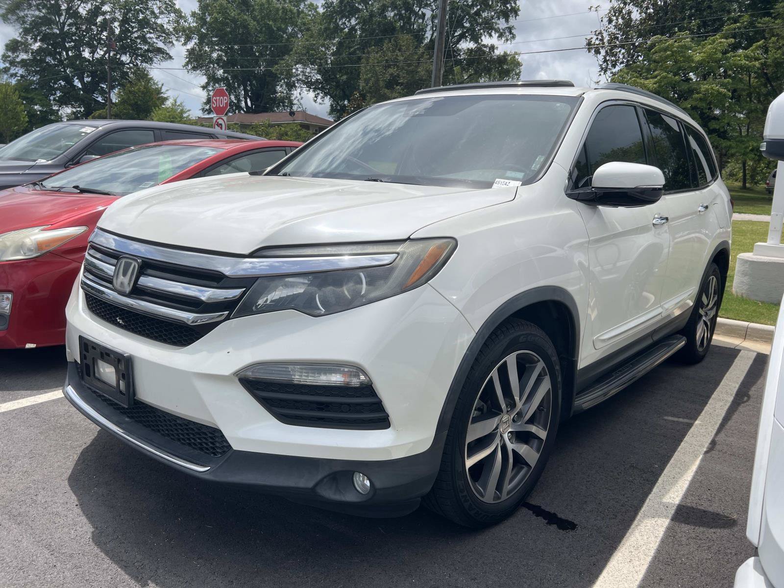 Used 2017 Honda Pilot Elite video 2
