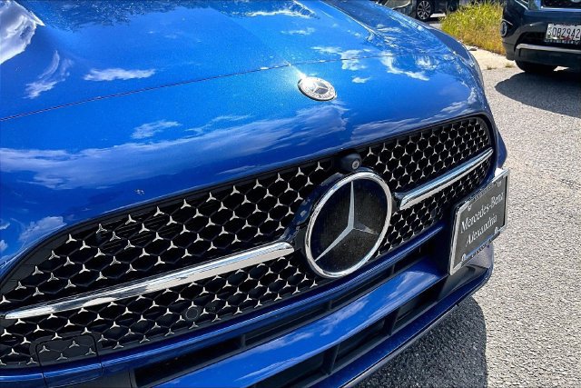 Used 2023 Mercedes-Benz C 300 4MATIC Sedan image 6