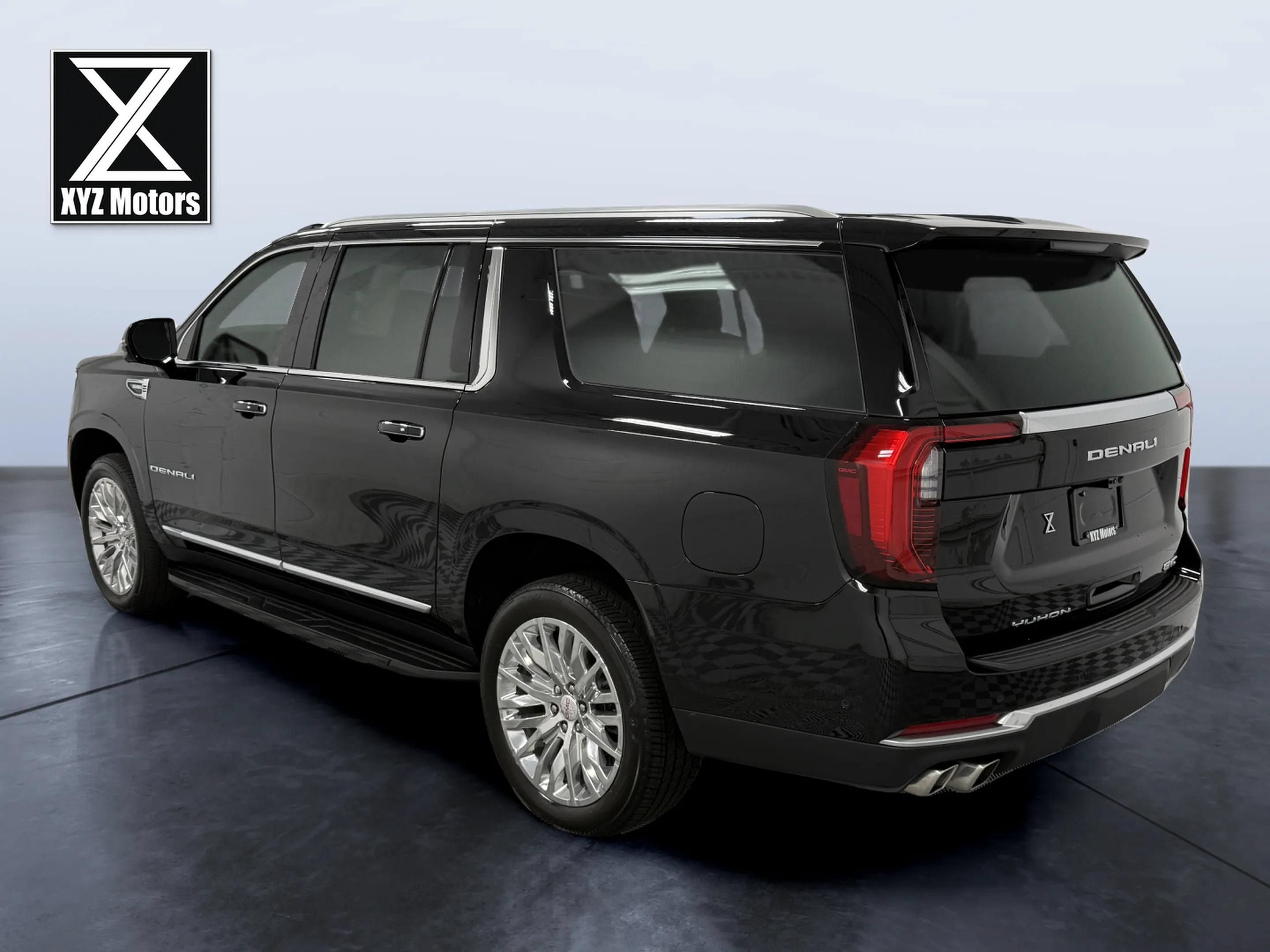 Used 2026 GMC Yukon XL Denali w/ Advanced Technology Package AWD/4WD image 4