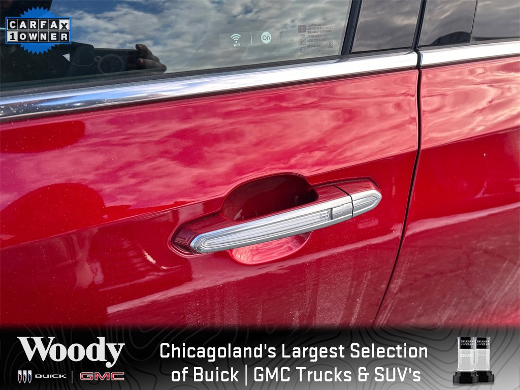 Used 2023 Cadillac XT4 Premium Luxury image 13