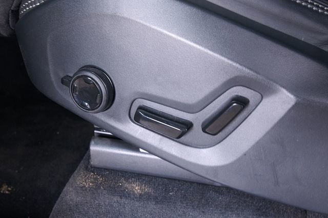 Used 2023 Volvo XC90 T8 Ultimate image 17