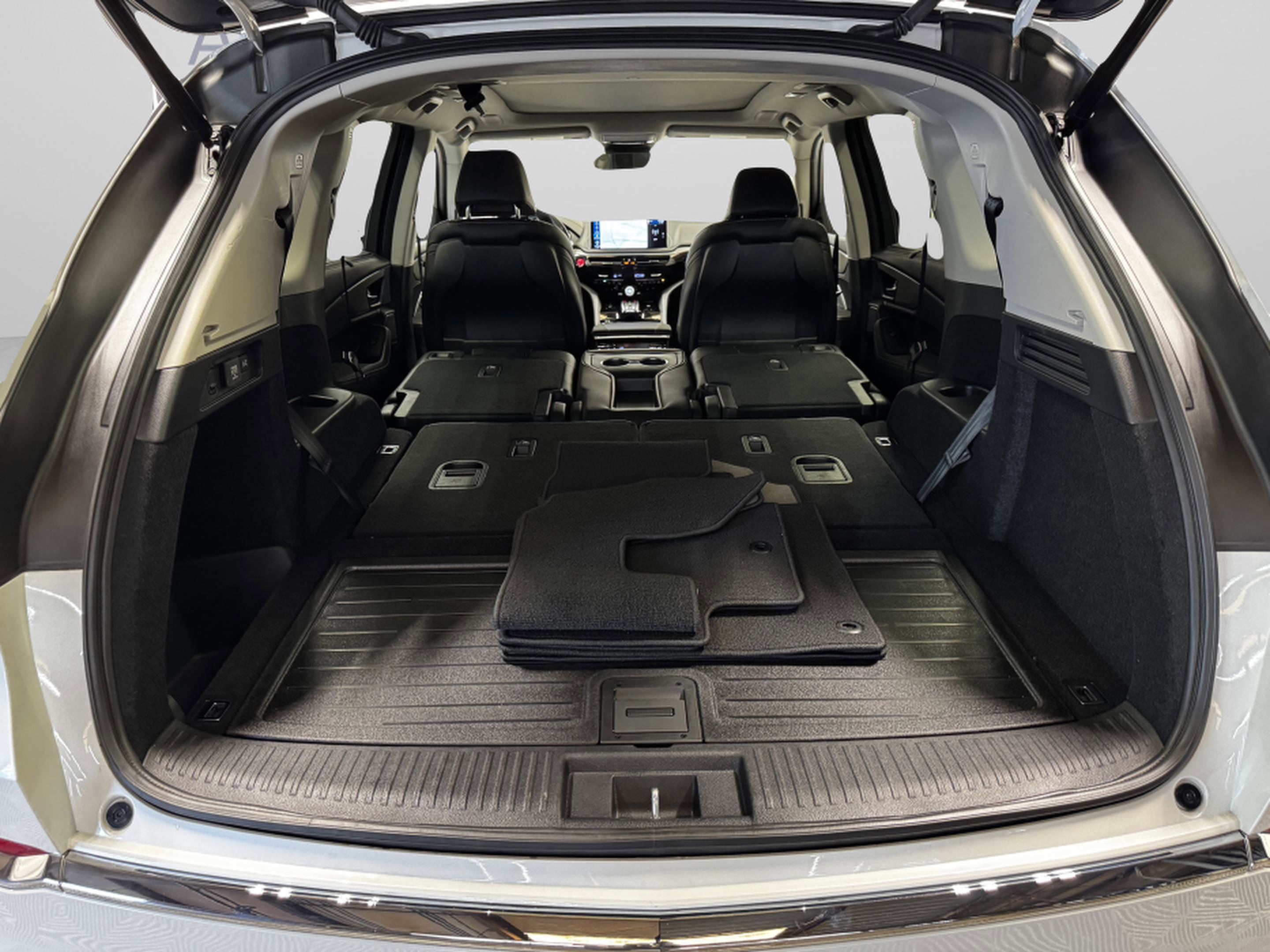 Used 2026 Acura MDX FWD w/ Technology Package image 13