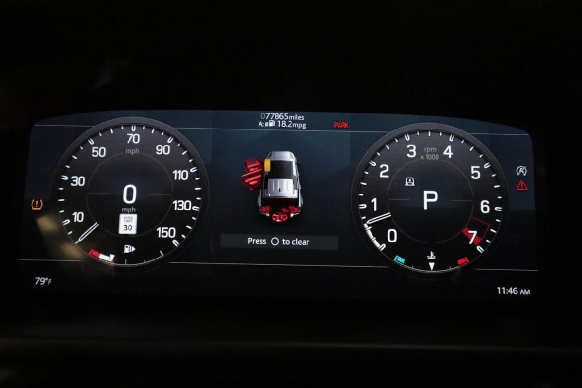 Used 2020 Land Rover Defender 110 SE image 19