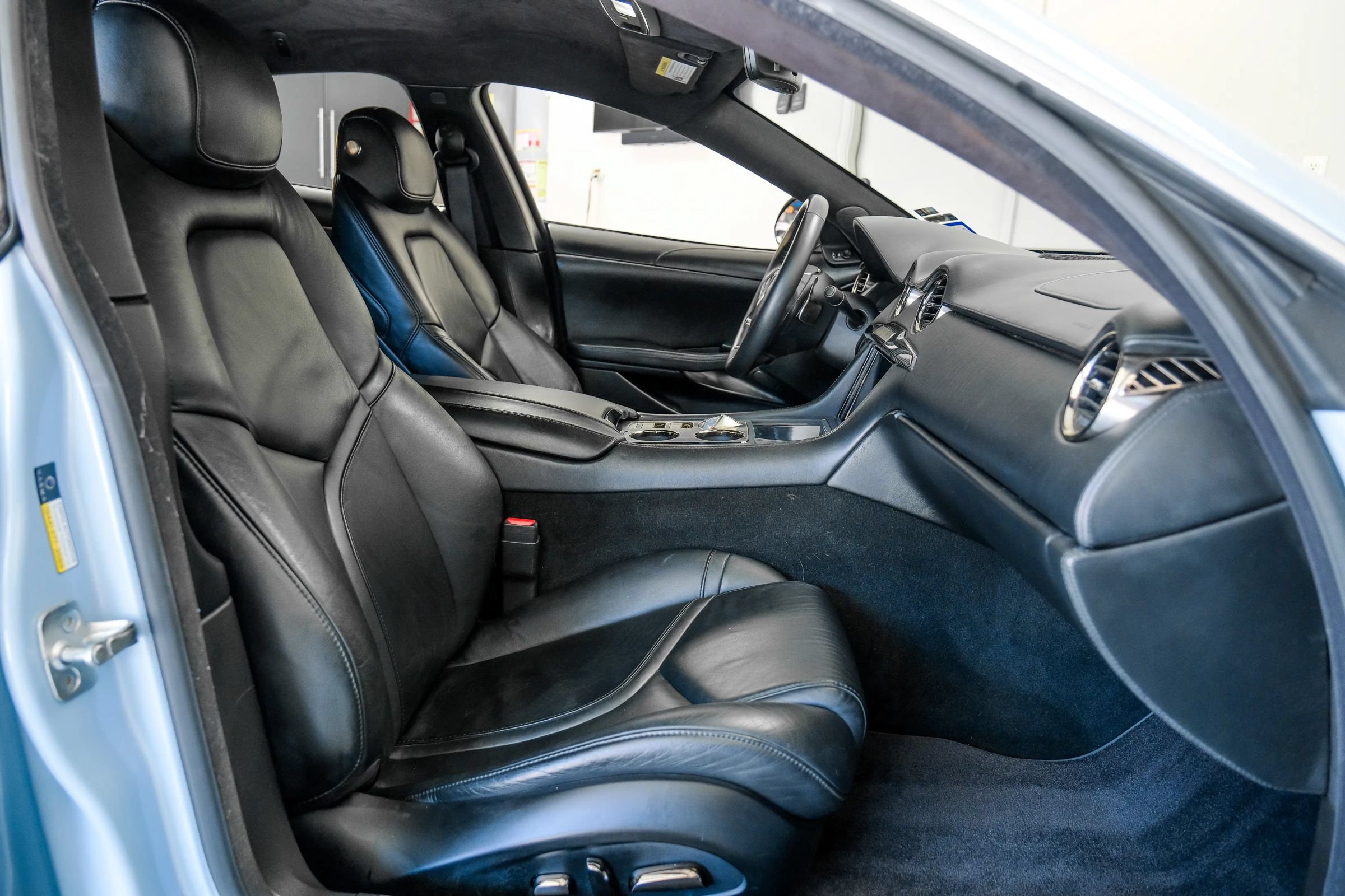 Used 2018 Karma Revero Luxury RWD image 39