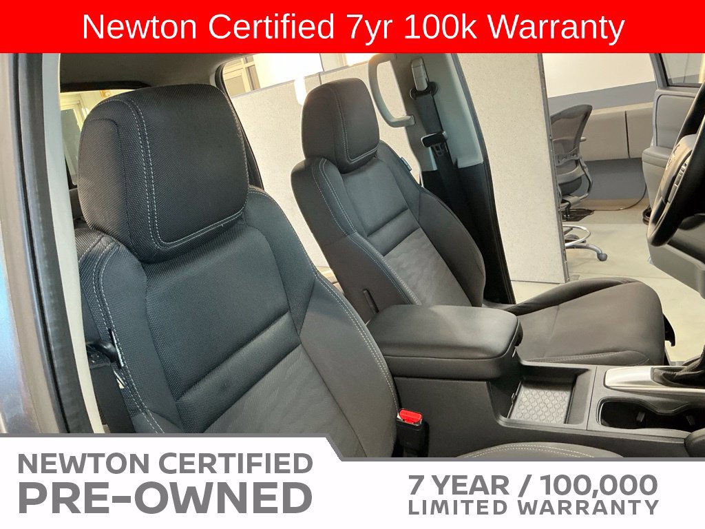 Used 2022 Nissan Frontier SV AWD/4WD image 17
