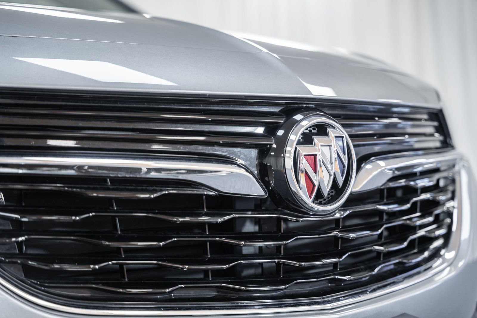 Used 2023 Buick Encore GX Essence w/ Experience Buick Package image 7